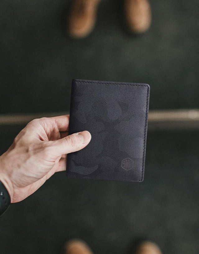 Jekyll & Hide Havana Slim Bifold Card Holder Camo